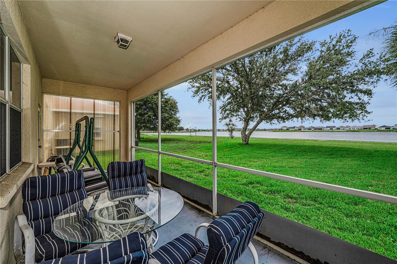 11217 LAUREL BROOK CT — photo 32