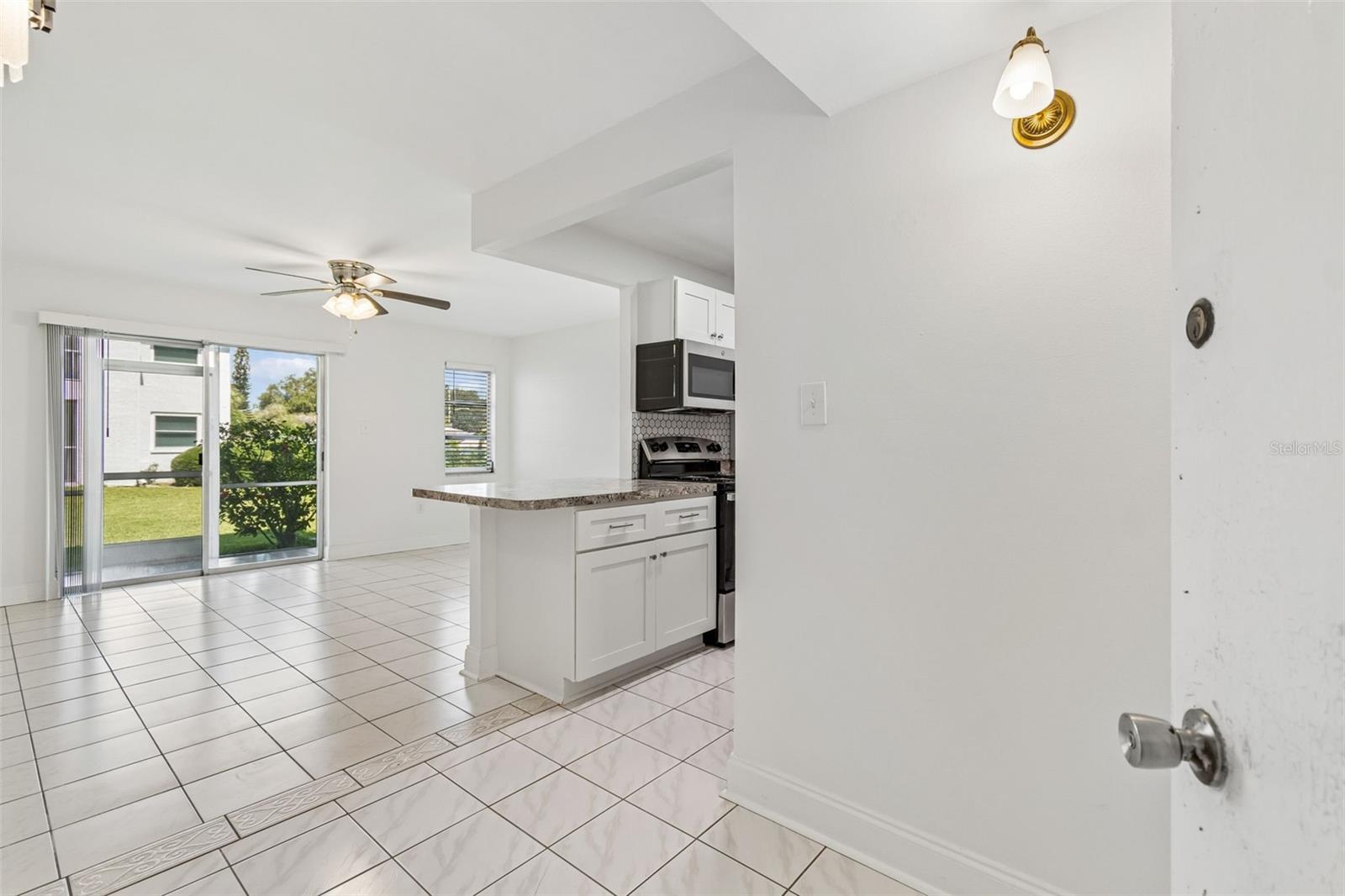 237 S MCMULLEN BOOTH RD #51 — photo 2