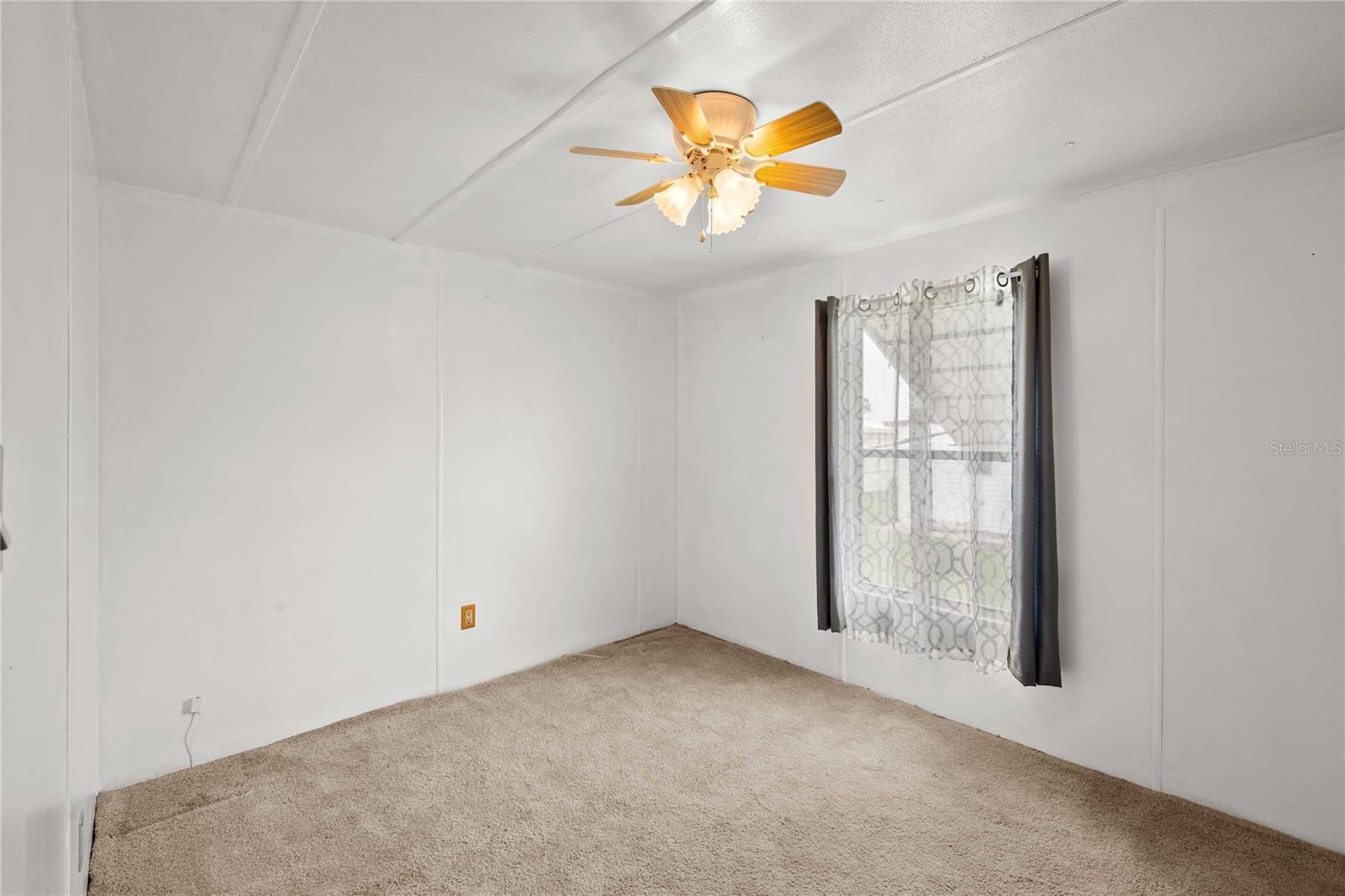 5318 ASTRID DR — photo 16