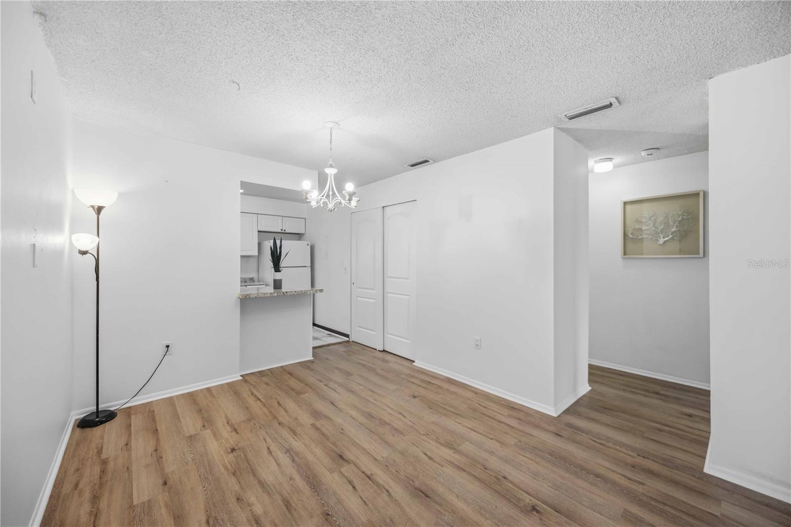 2752 HIDDEN LAKE BLVD #C — photo 9