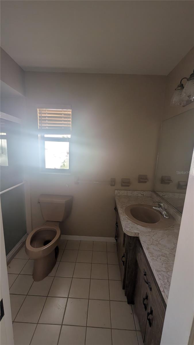 3720 PIN OAKS ST — photo 9
