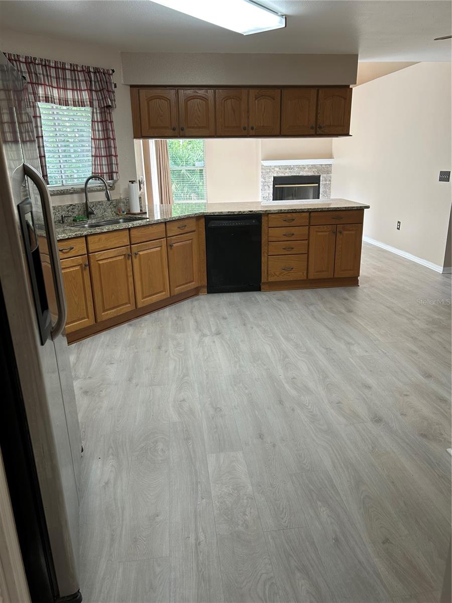 2410 CHOBEE CT — photo 3