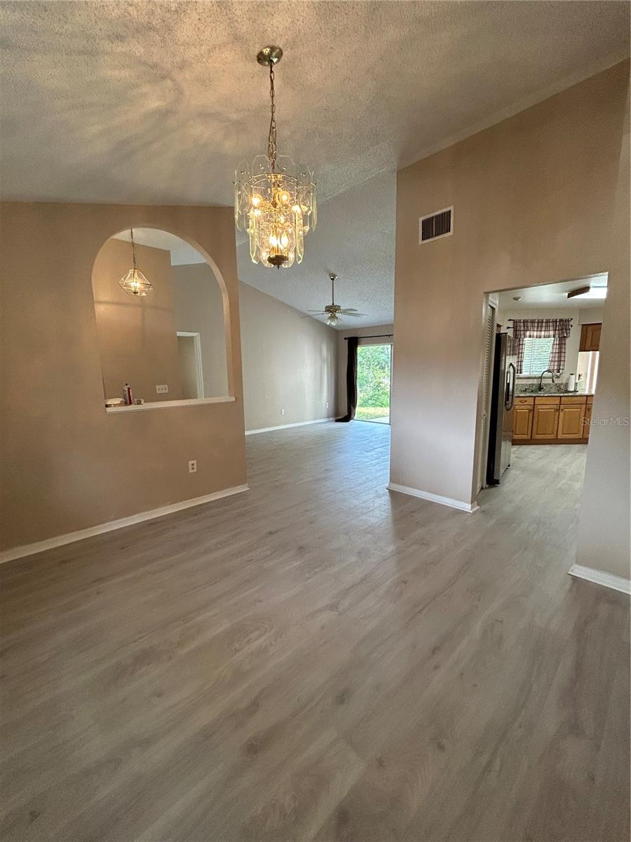 2410 CHOBEE CT — photo 6