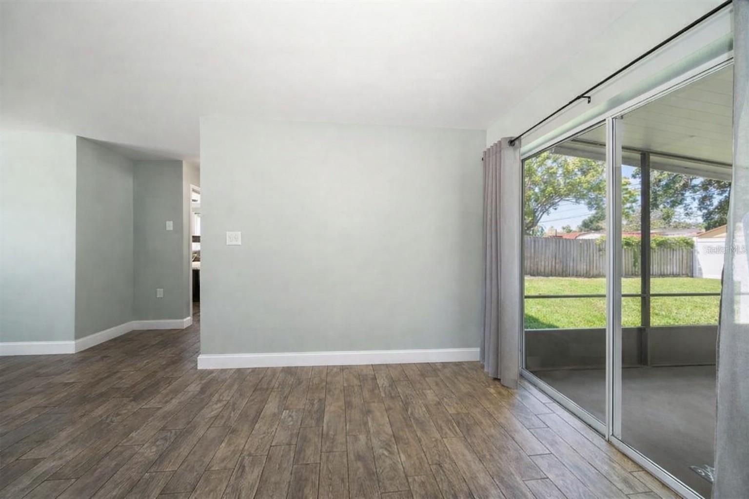 2132 ISABELLE ST — photo 2