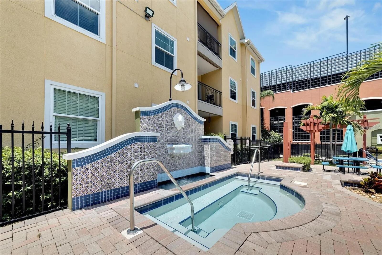 2010 E PALM AVE #14316 — photo 33