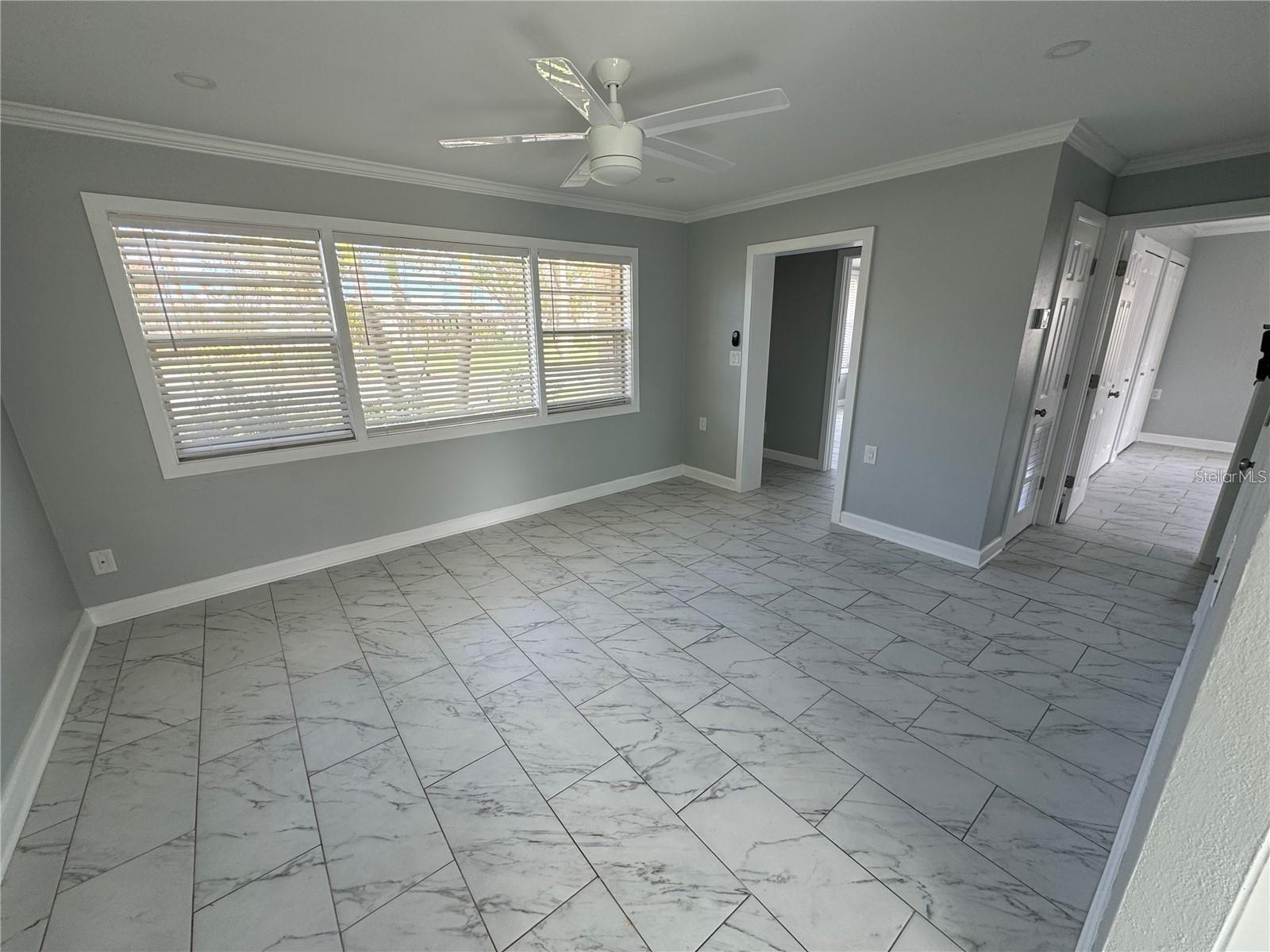 301 COLONIA LN W — photo 10