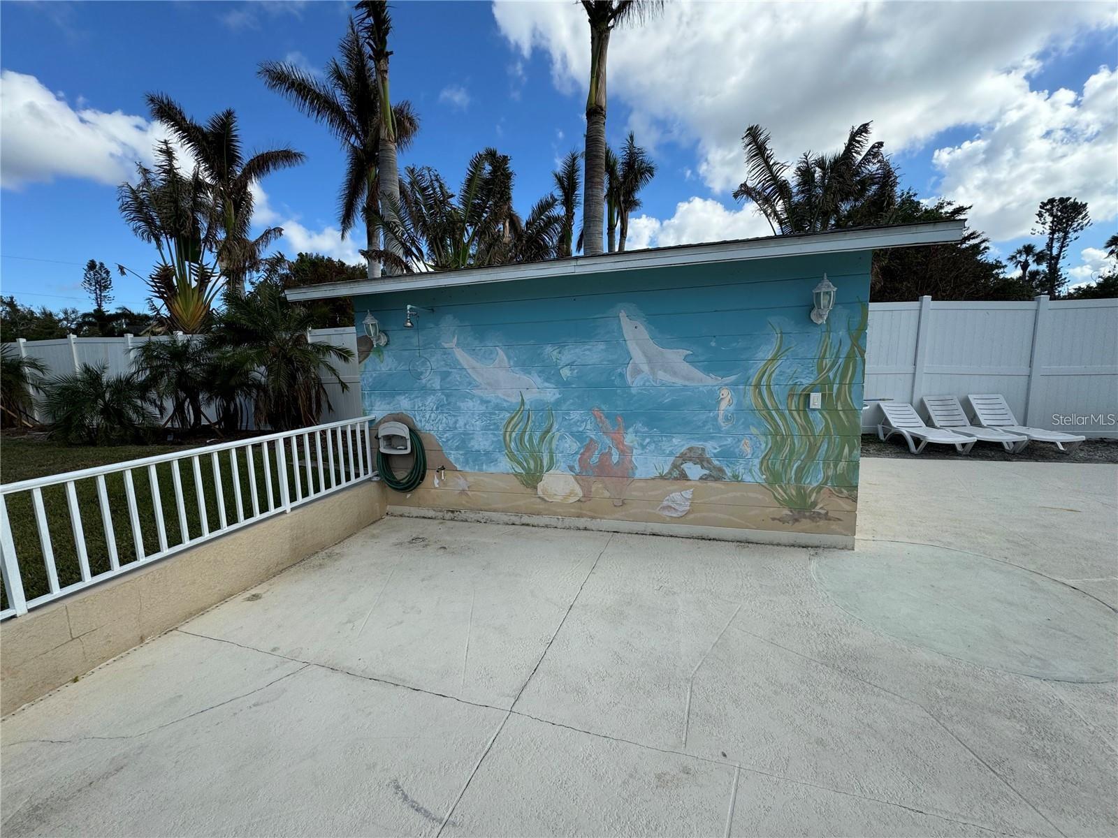 301 COLONIA LN W — photo 12