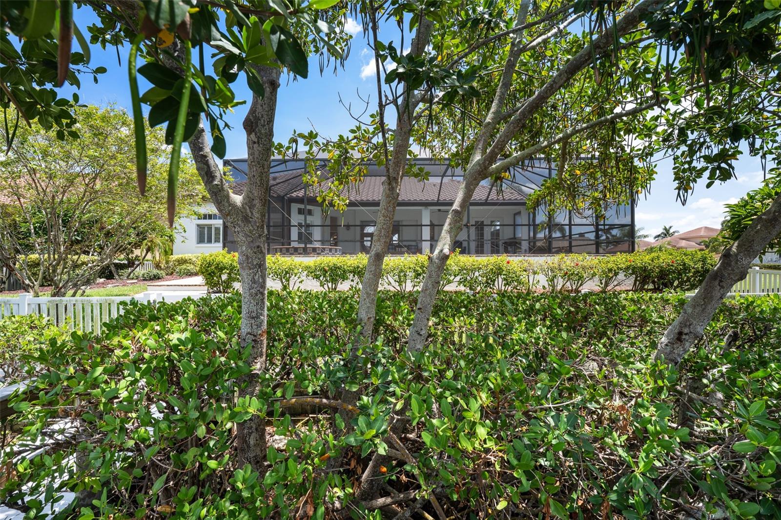 949 ALLEGRO LN — photo 49