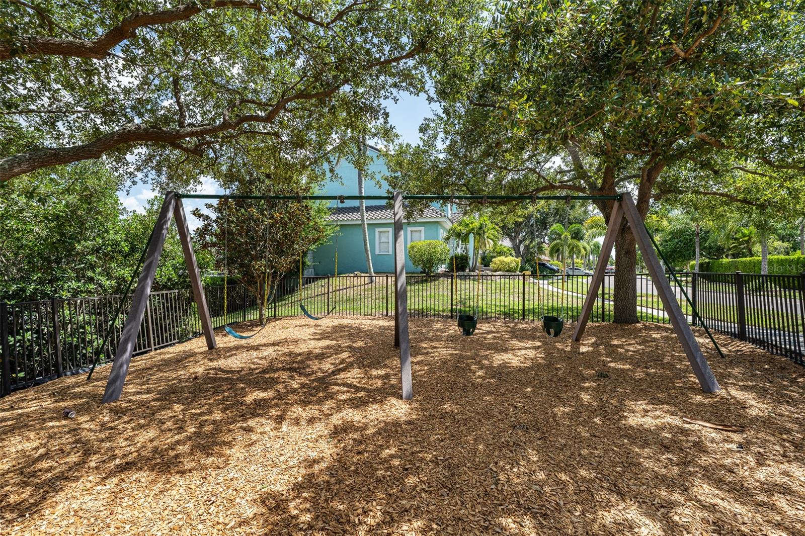 949 ALLEGRO LN — photo 97