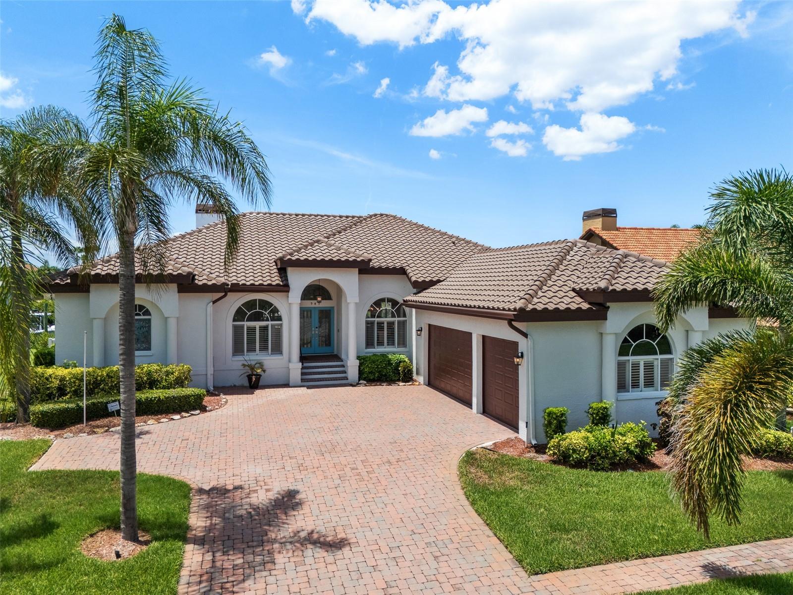 949 ALLEGRO LN — photo 2