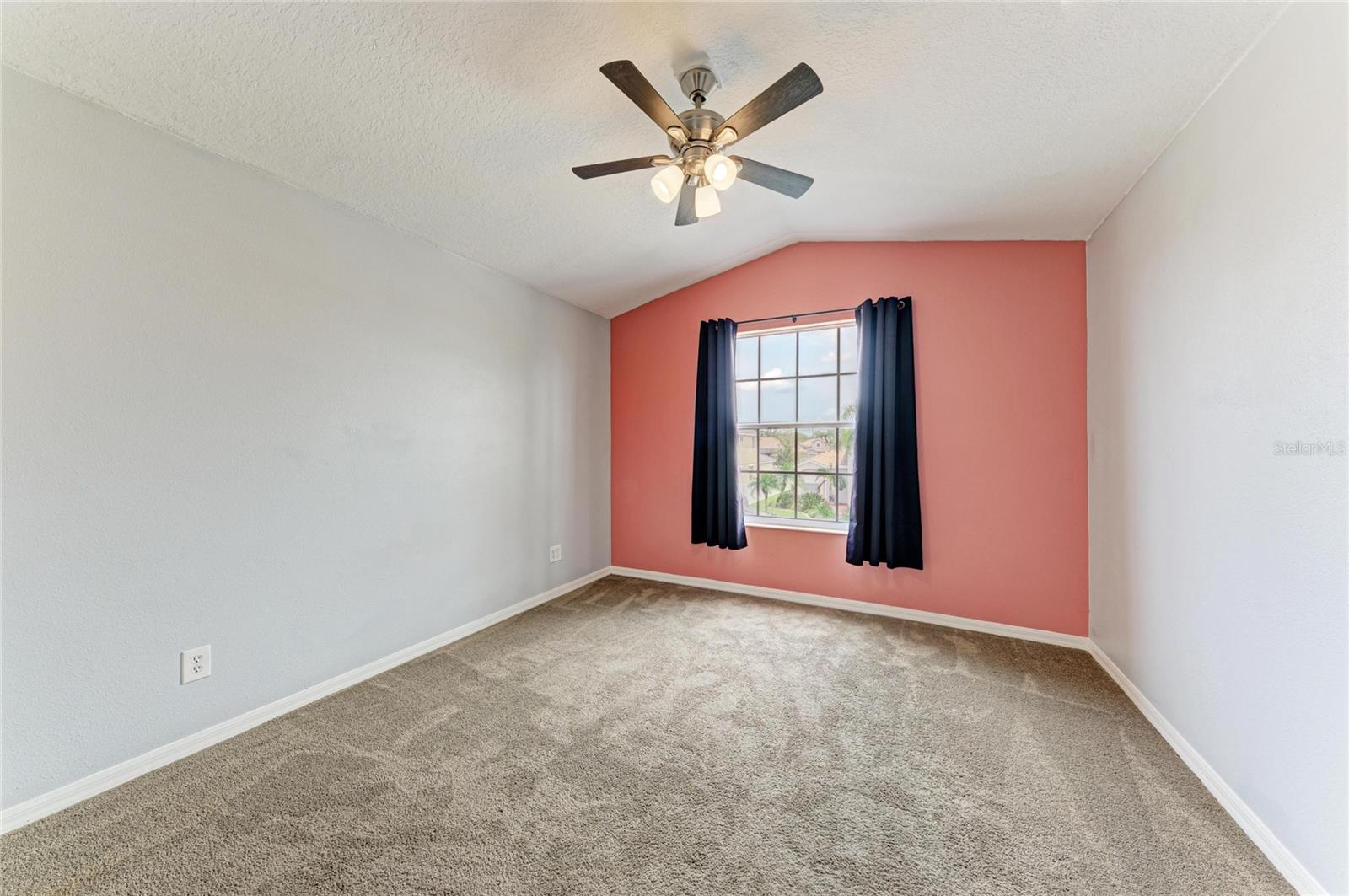 1656 PINYON PINE DR — photo 36