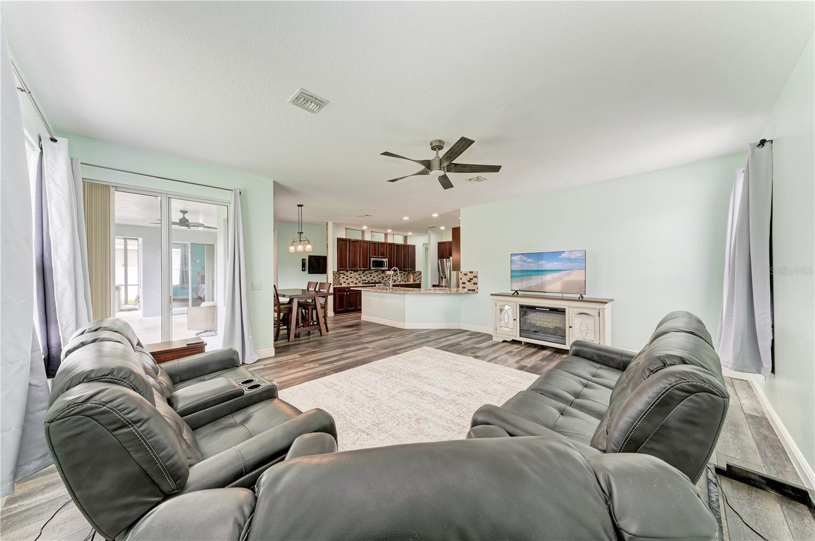 1656 PINYON PINE DR — photo 16