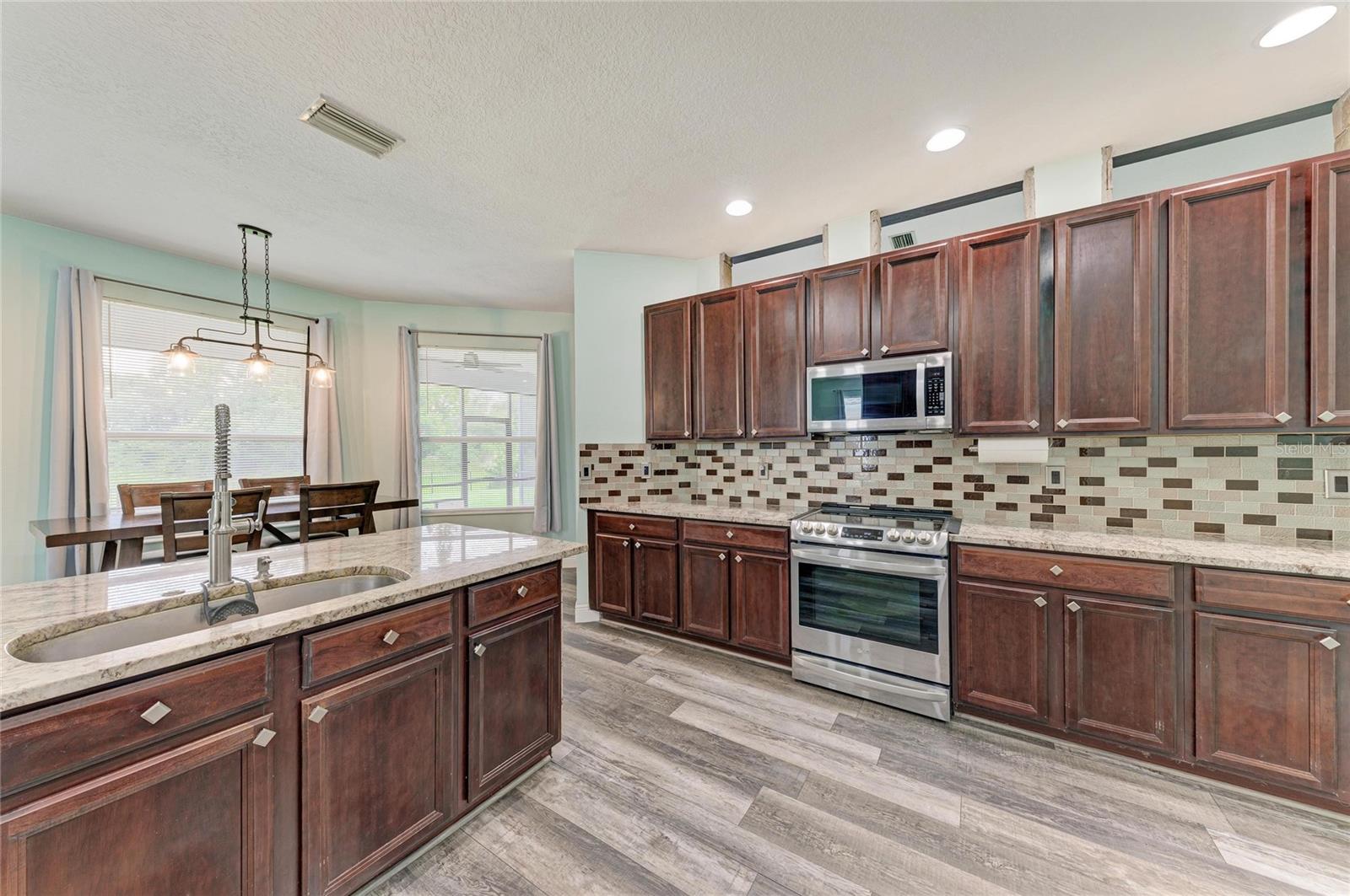 1656 PINYON PINE DR — photo 11