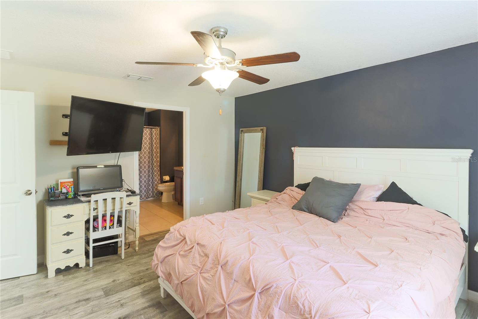 135 CASCADE BEND DR — photo 20