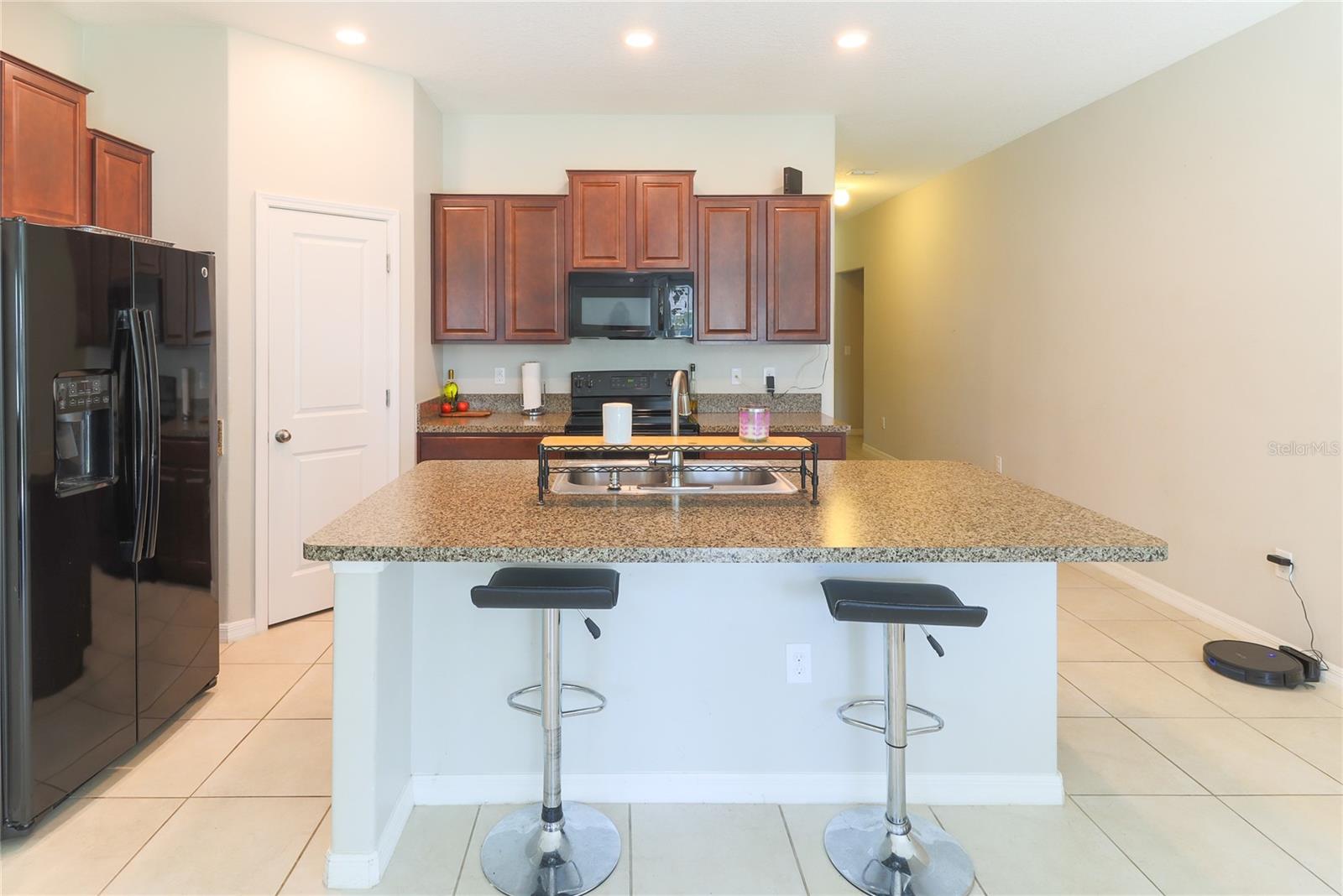 135 CASCADE BEND DR — photo 5