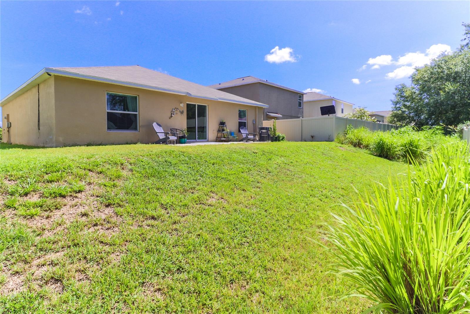 135 CASCADE BEND DR — photo 23