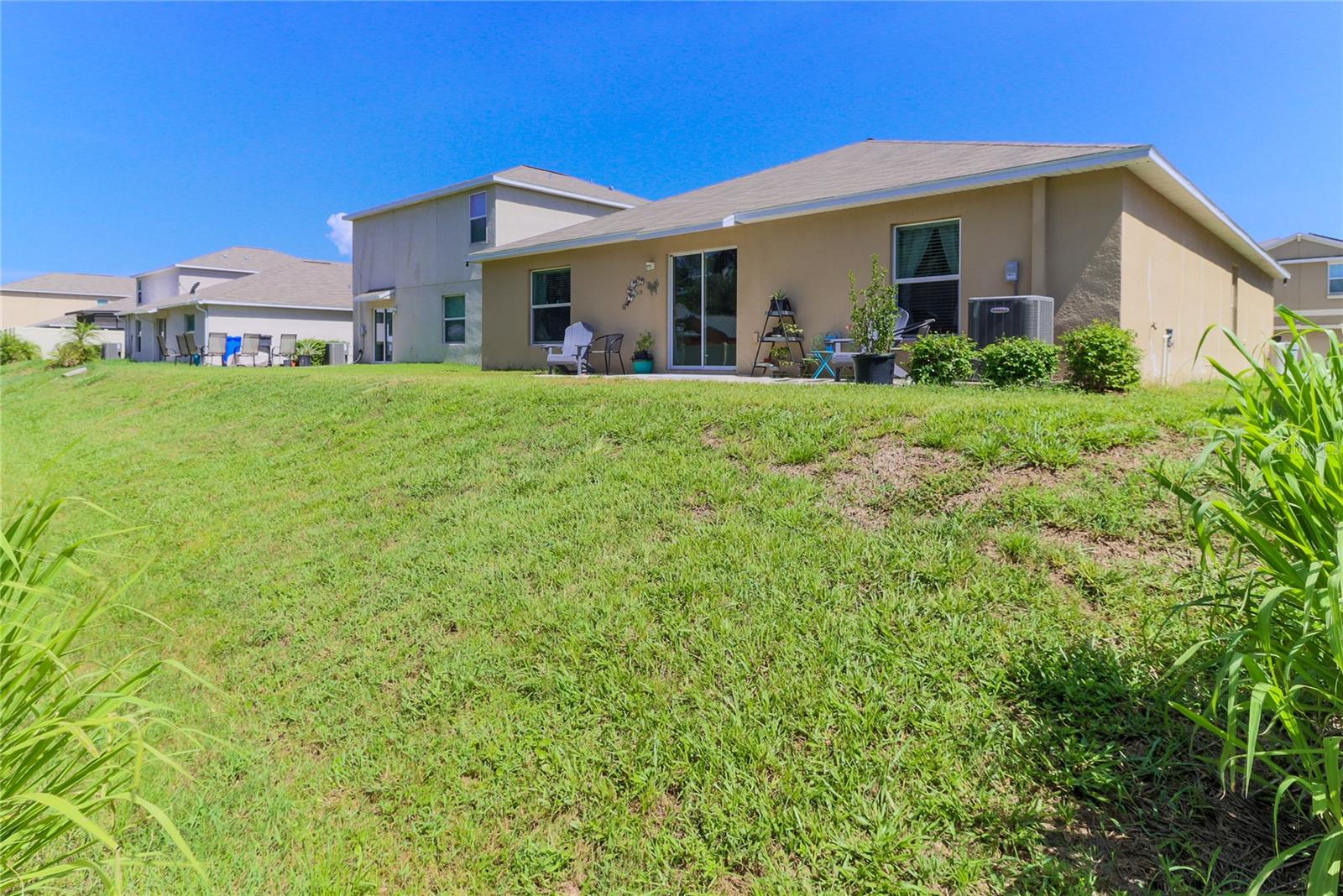 135 CASCADE BEND DR — photo 24