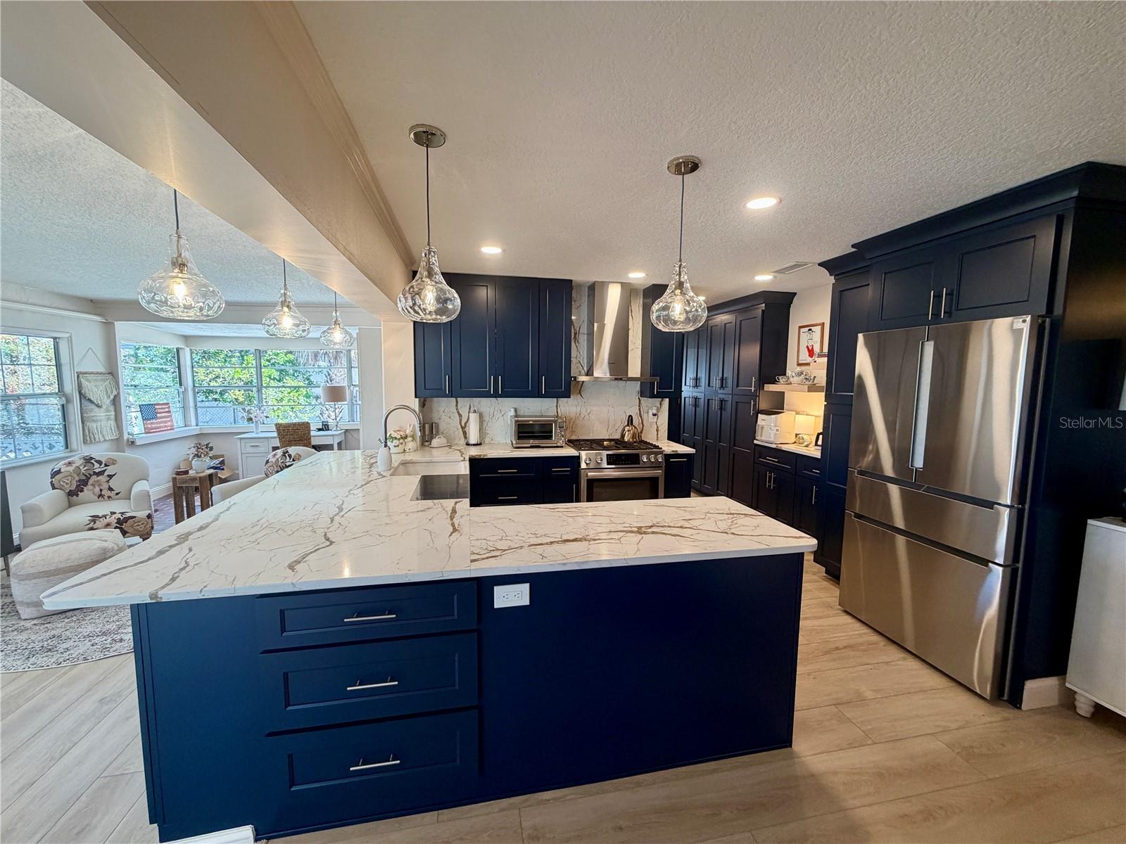 6512 KING PALM WAY — photo 16