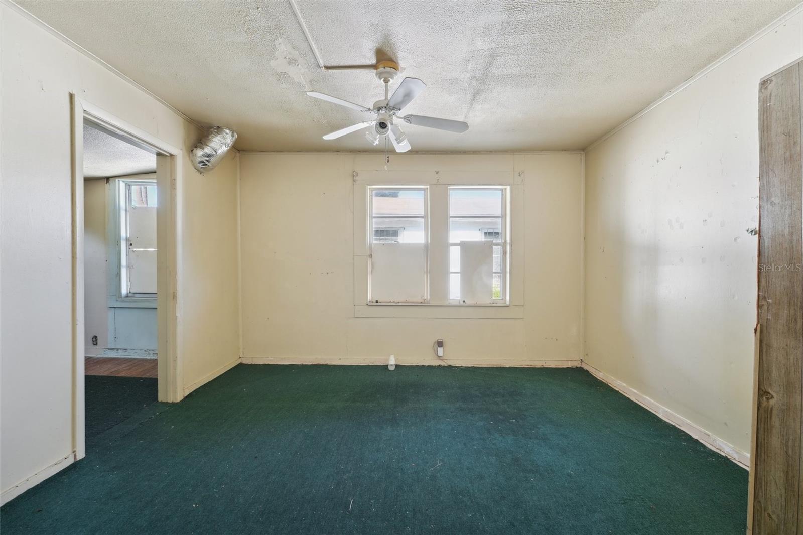 1002 W NASSAU ST — photo 11