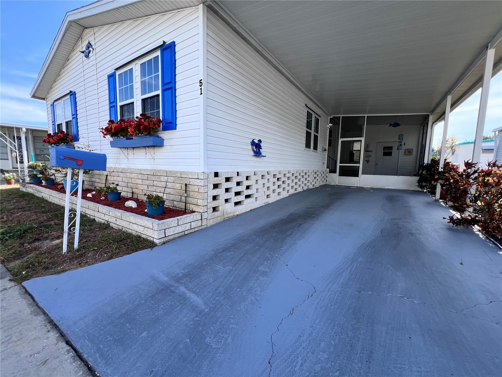 51 PINDO PALM ST E — photo 2