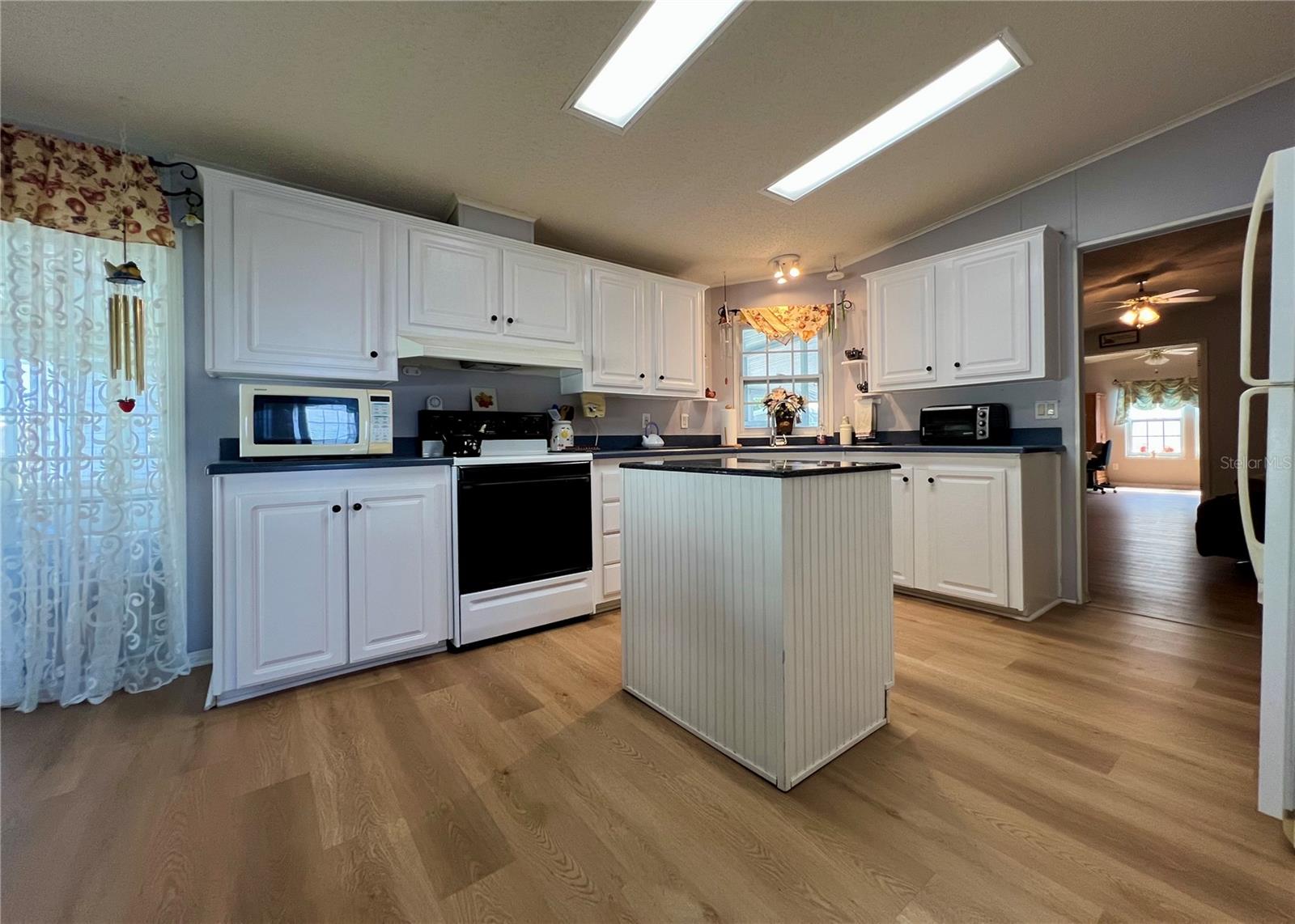 51 PINDO PALM ST E — photo 37