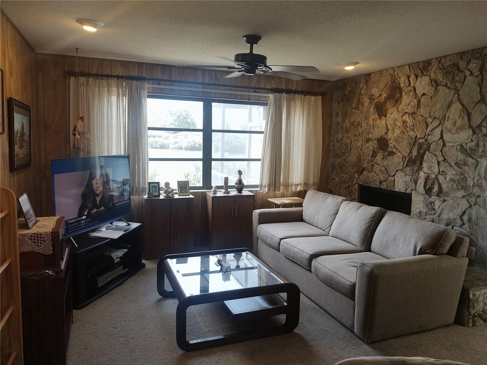 619 RIVIERA BAY DR NE — photo 7