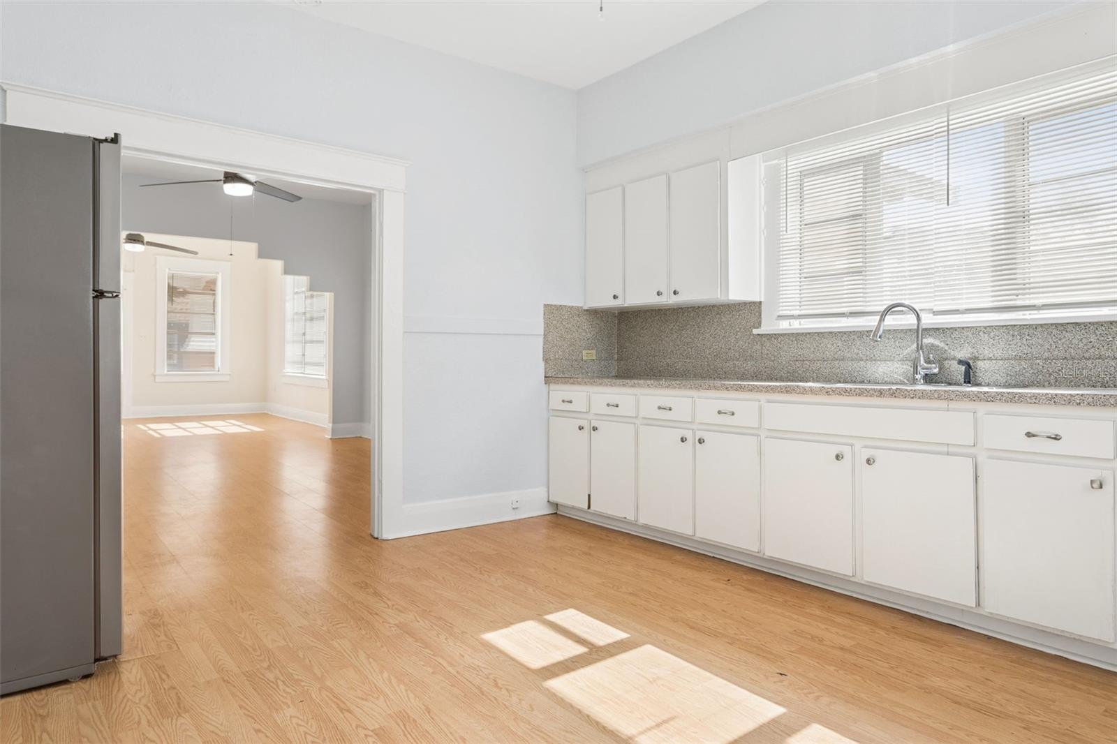 1017 E 23RD AVE — photo 12