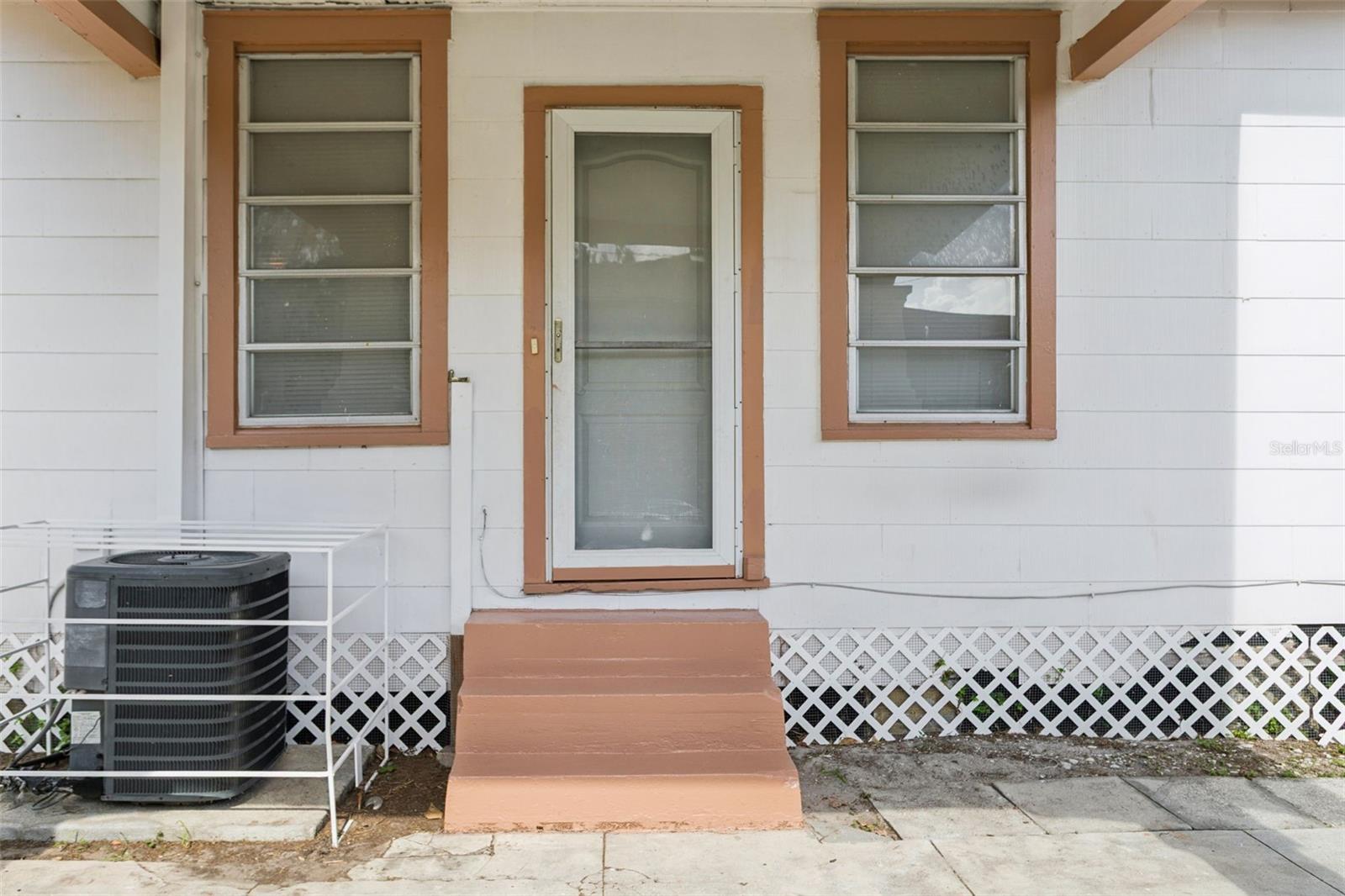 1017 E 23RD AVE — photo 5