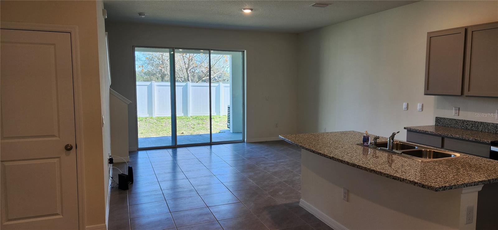 9241 ROCK HARBOUR WAY — photo 4