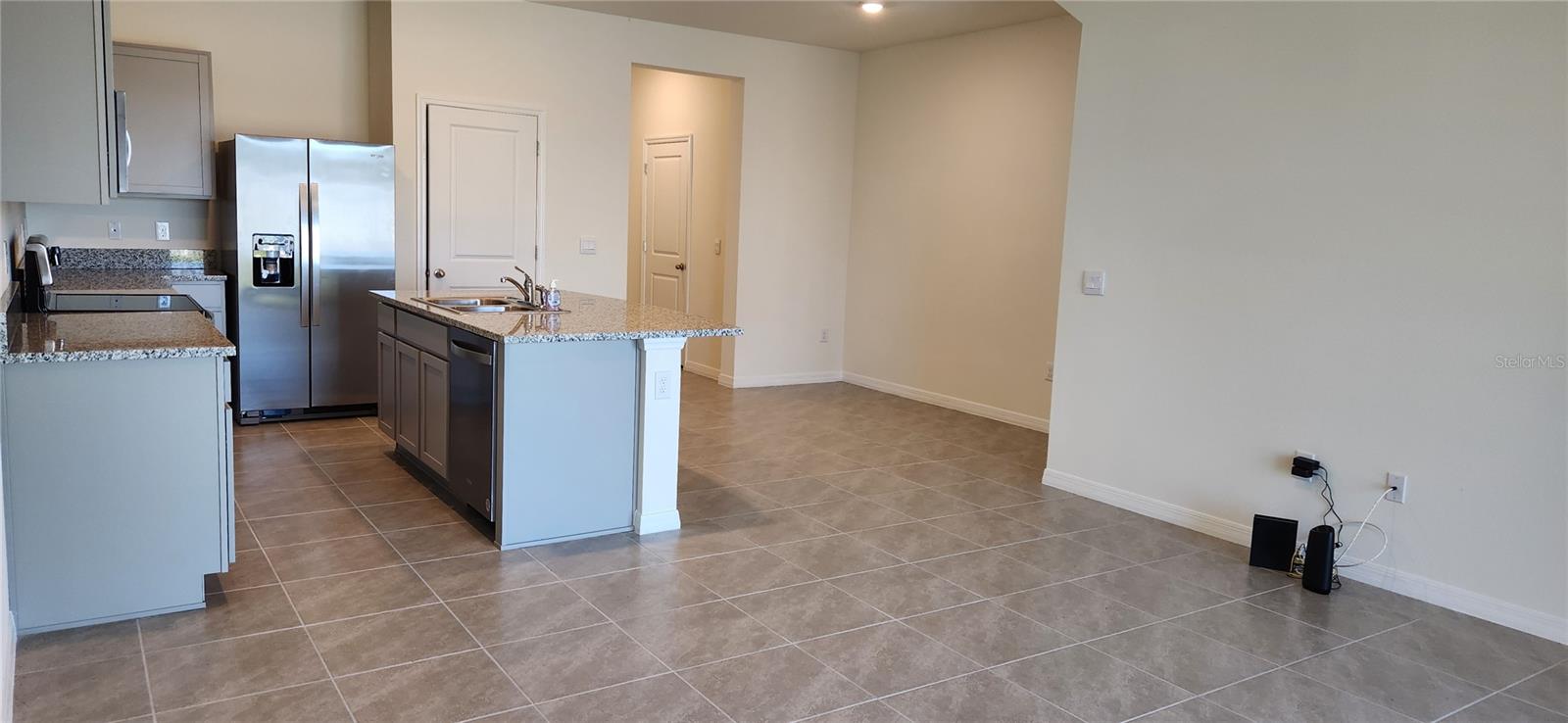 9241 ROCK HARBOUR WAY — photo 5