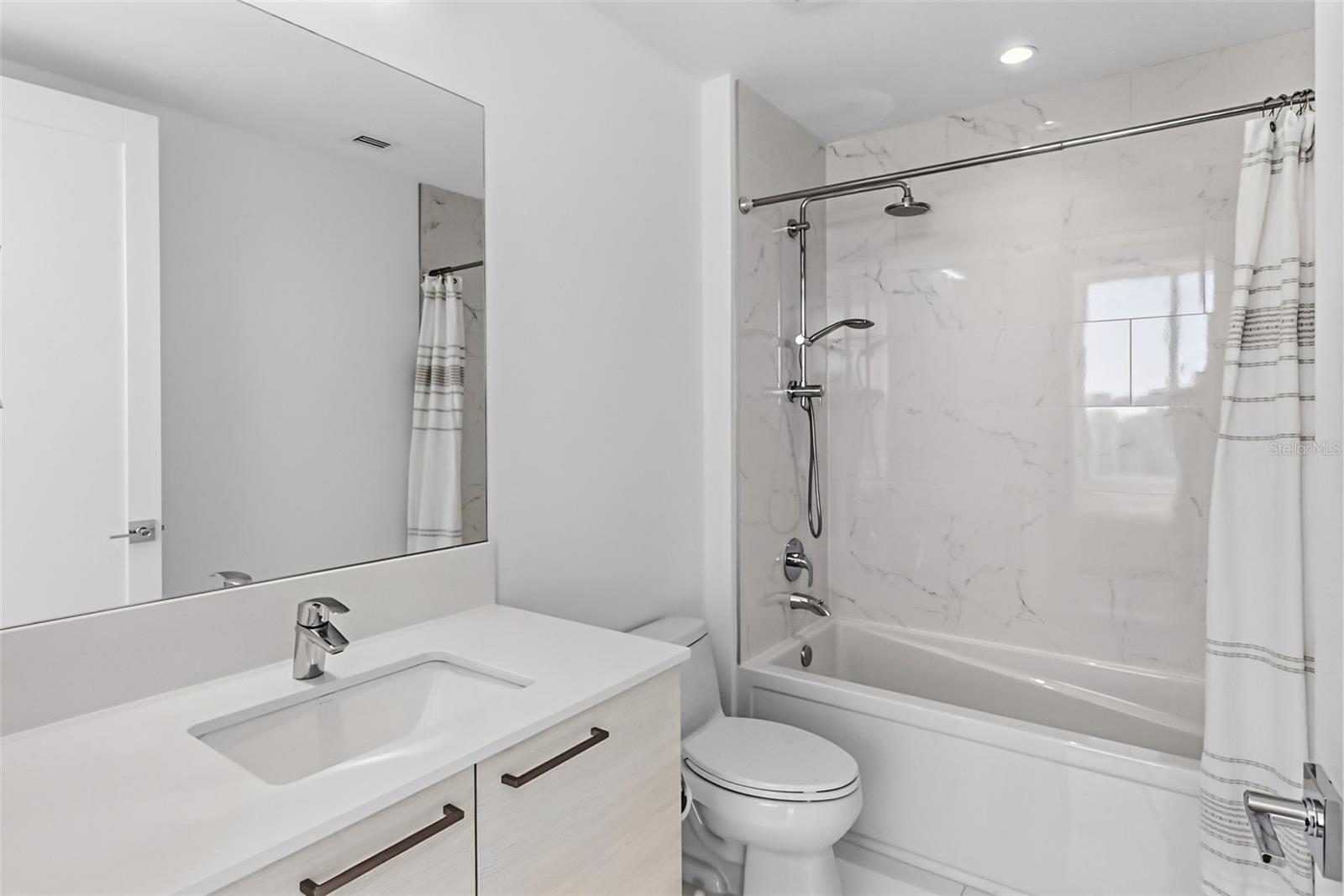 111 S PINEAPPLE AVE #1103 — photo 15