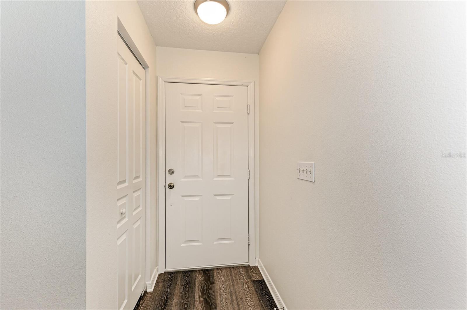 2046 OLD TREVOR WAY — photo 3