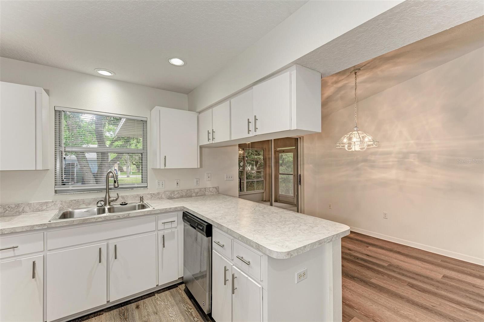 2046 OLD TREVOR WAY — photo 11
