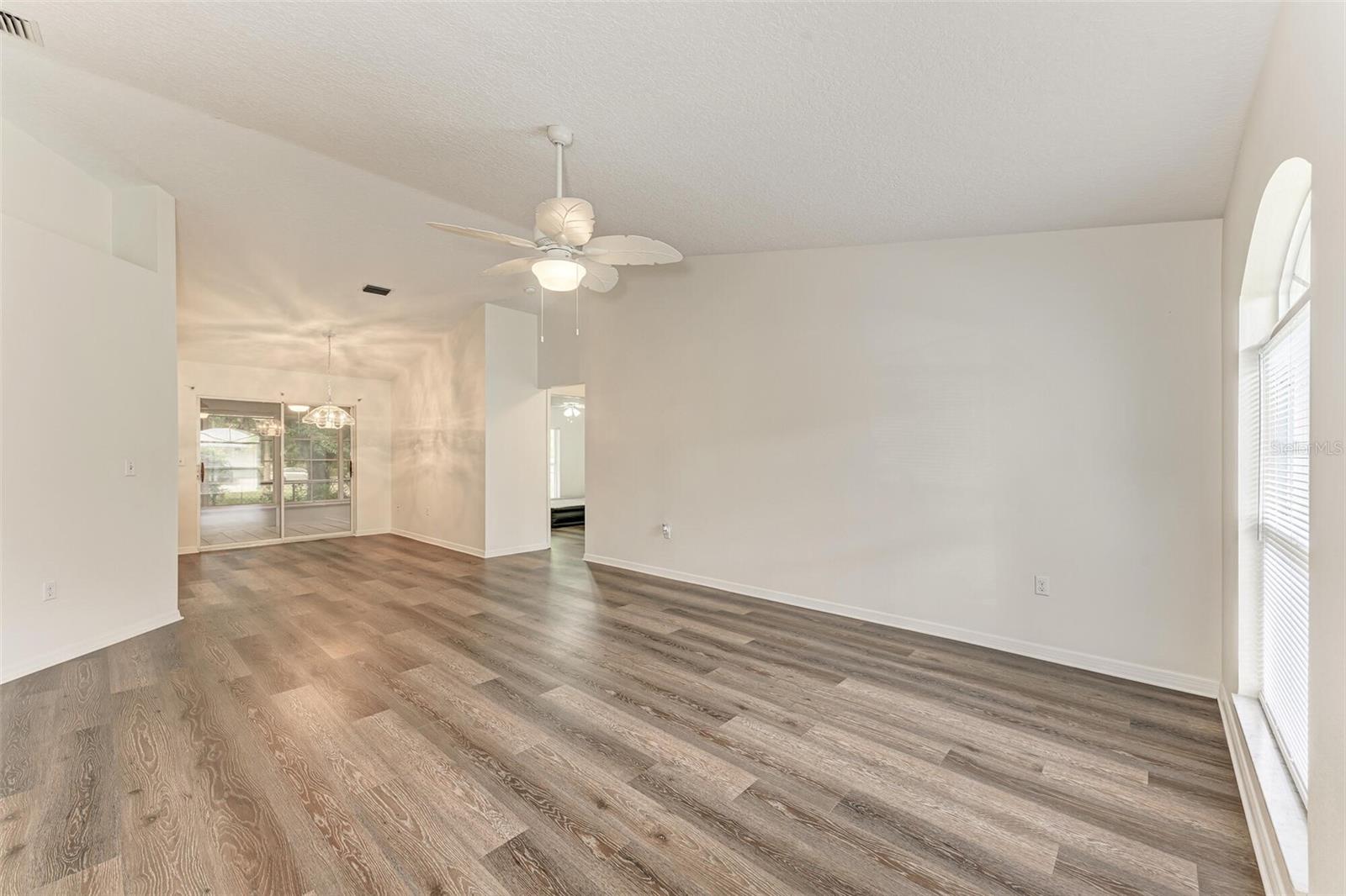 2046 OLD TREVOR WAY — photo 4