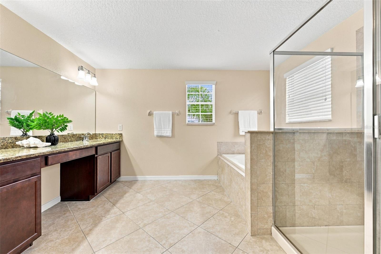 12335 BALLENTRAE FOREST DR — photo 44