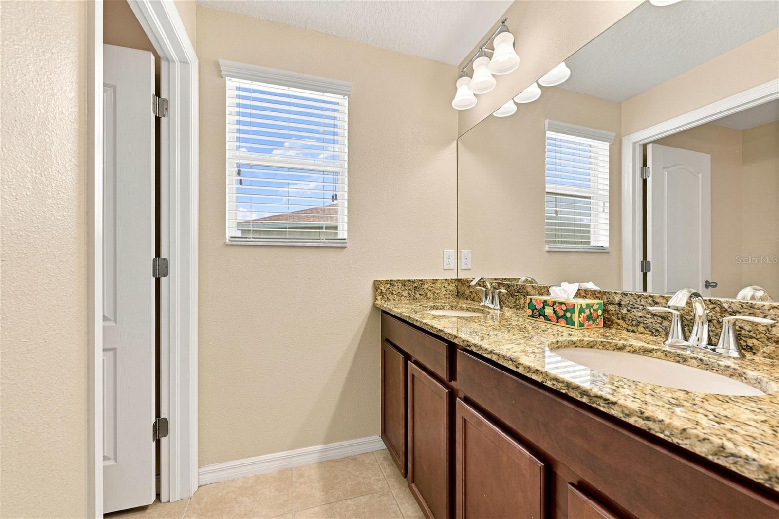 12335 BALLENTRAE FOREST DR — photo 42