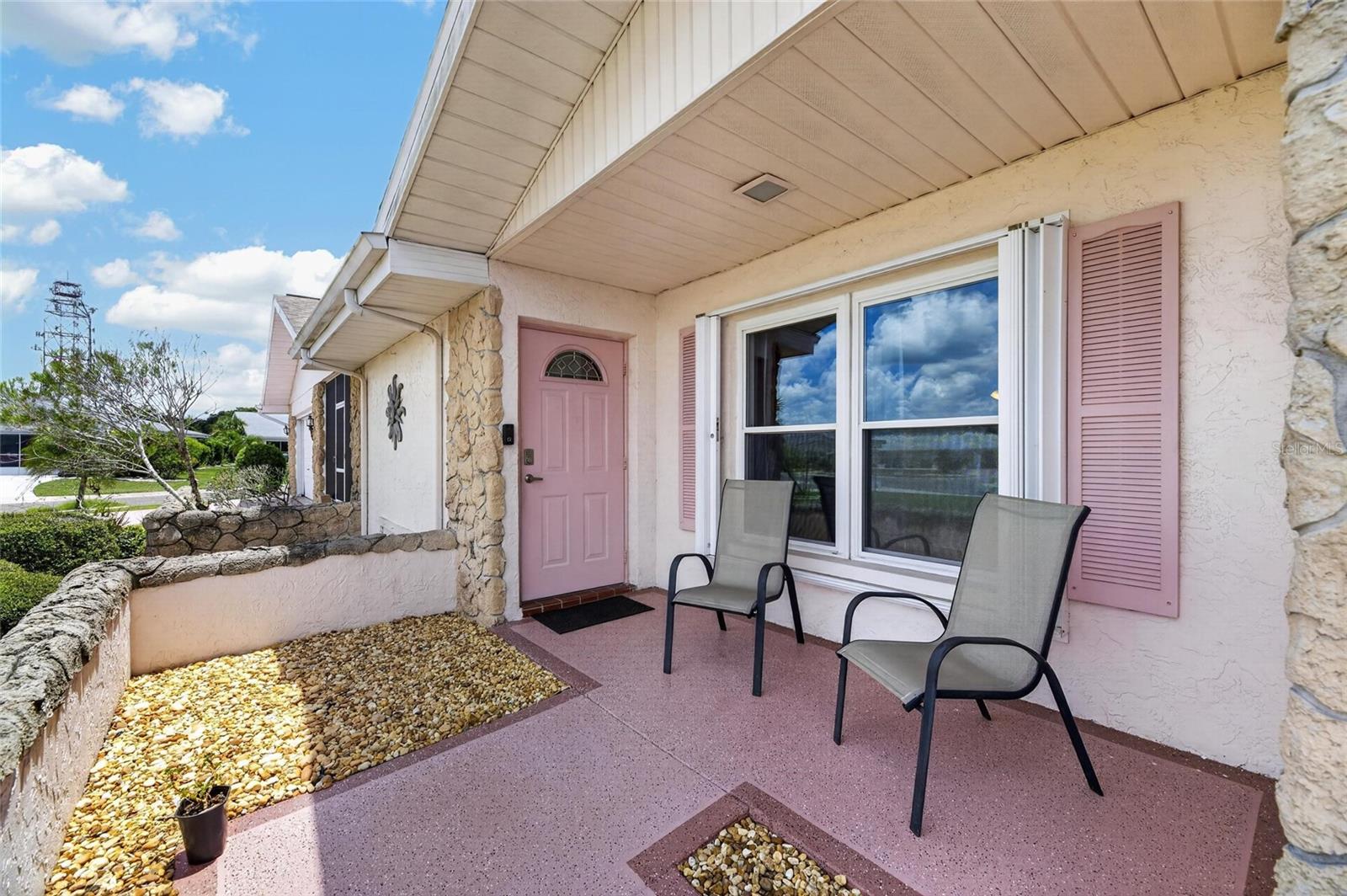 907 BLUEWATER DR — photo 4