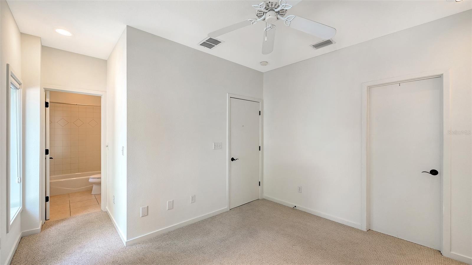 1685 LAUREL ST #3 — photo 25
