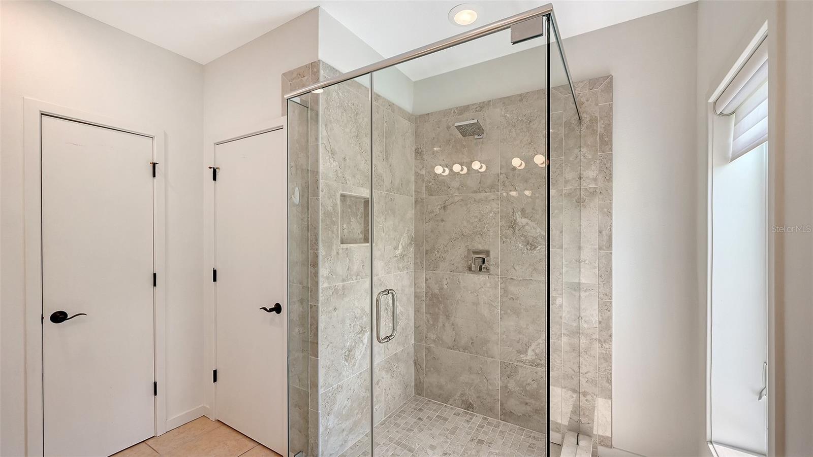 1685 LAUREL ST #3 — photo 22