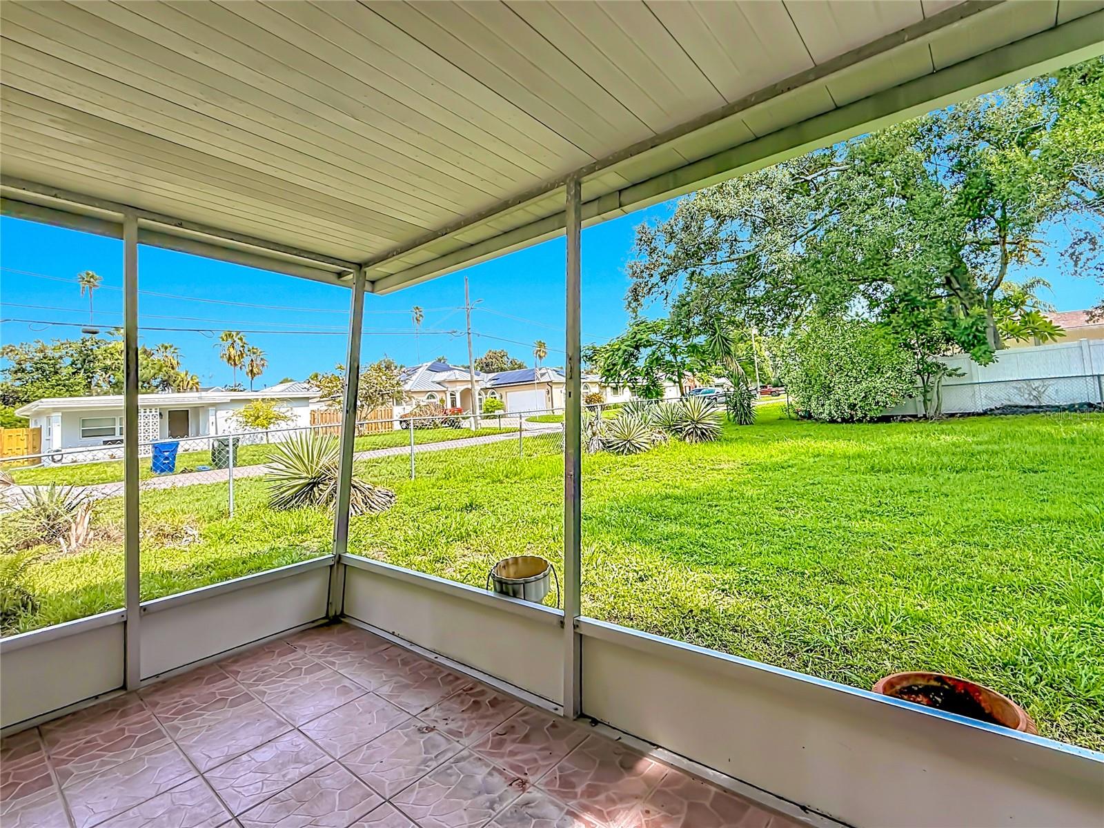 105 JUDY LEE DR — photo 28