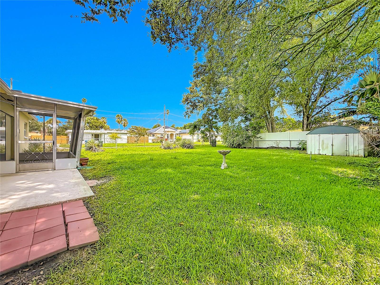 105 JUDY LEE DR — photo 35