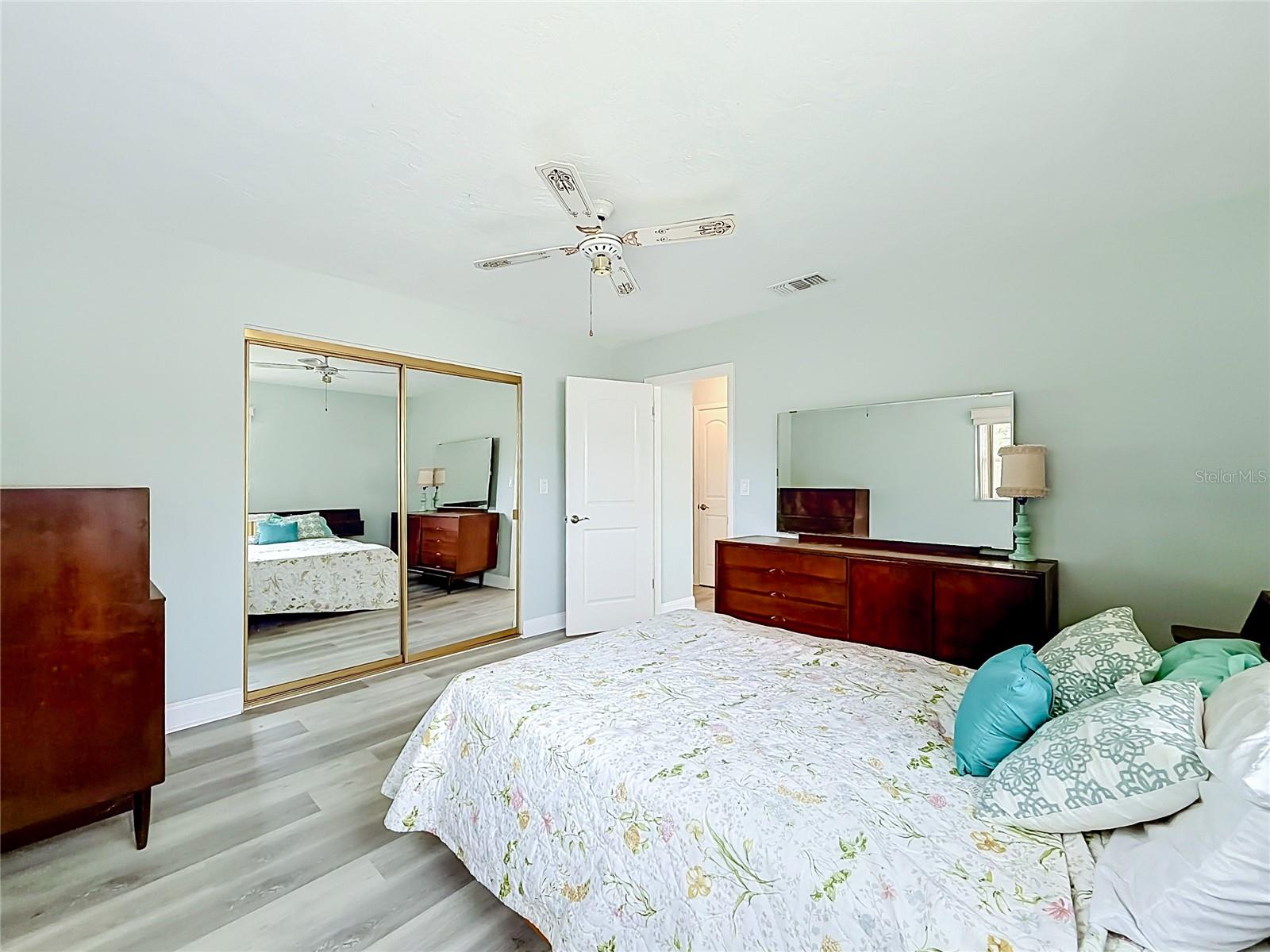 105 JUDY LEE DR — photo 25