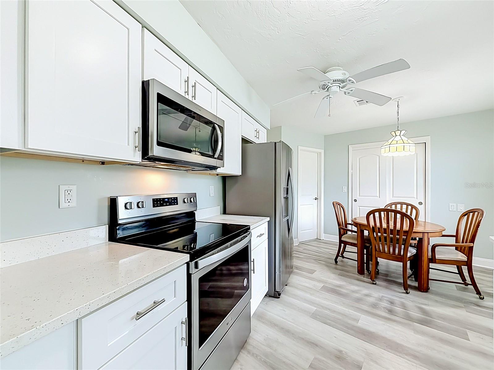 105 JUDY LEE DR — photo 16