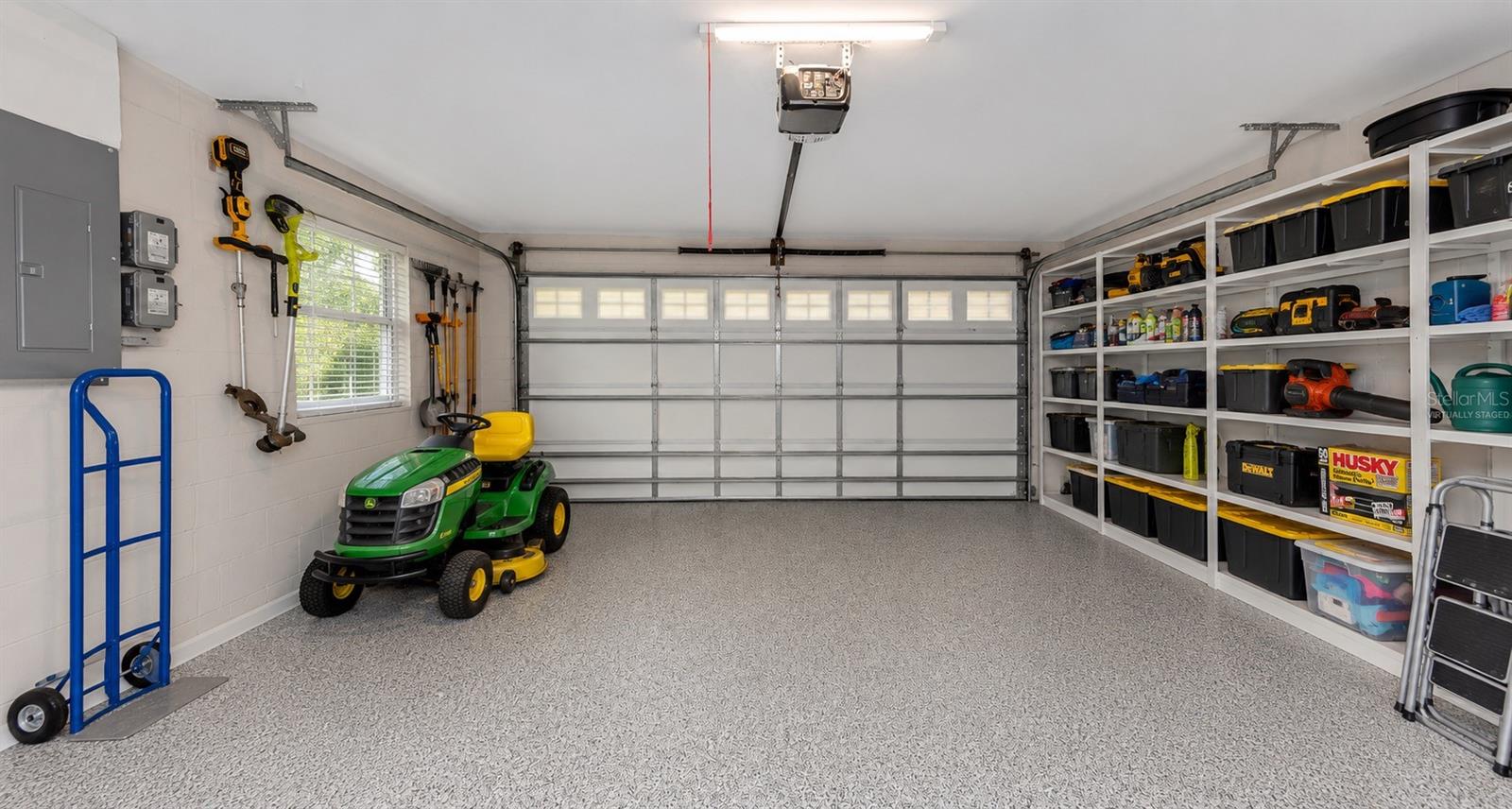 9237 AMAZON DR — photo 16