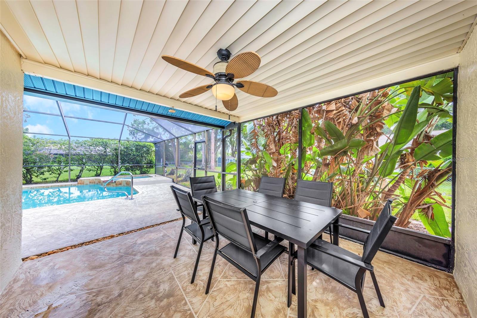 9237 AMAZON DR — photo 21