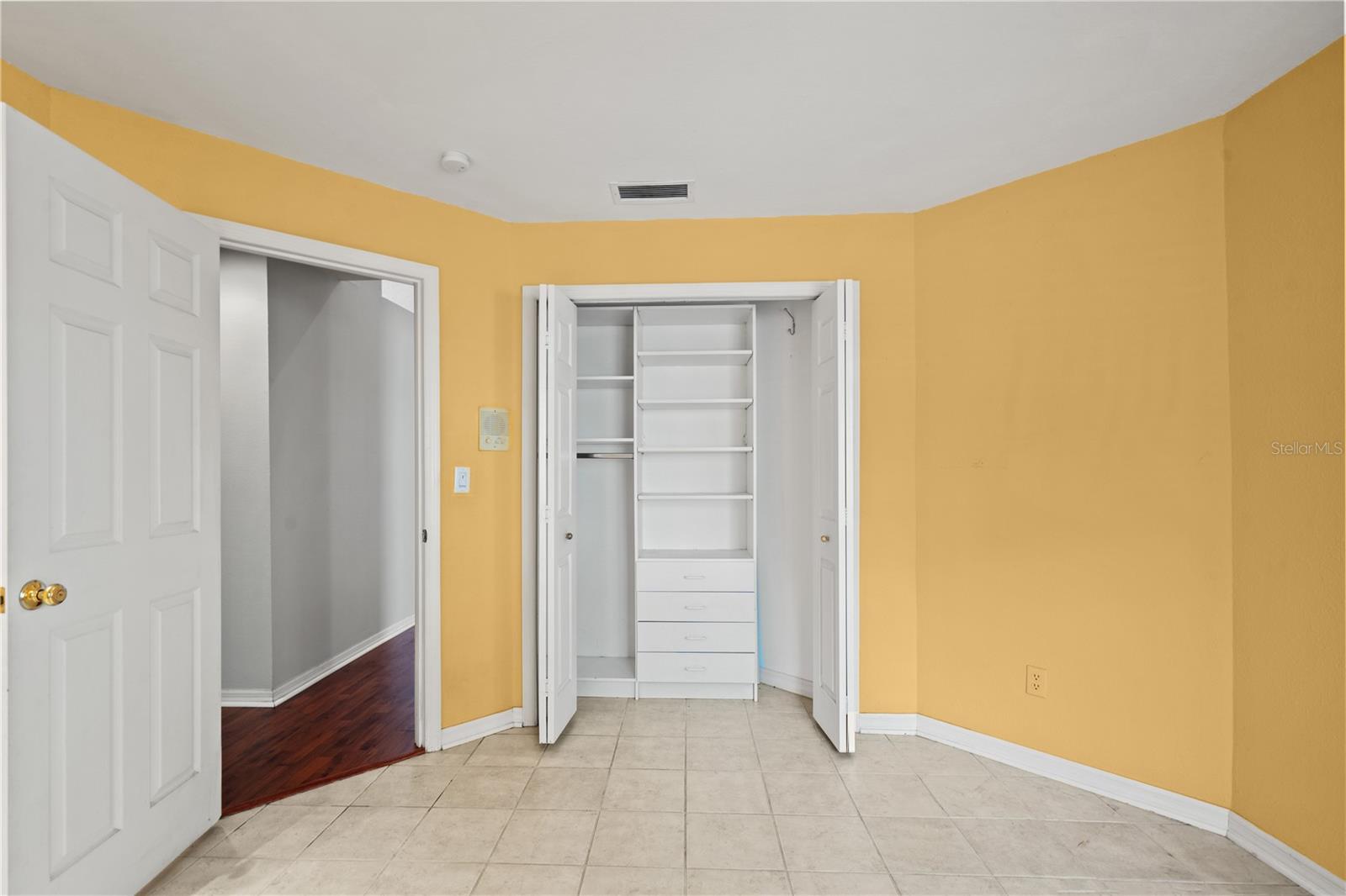 6005 FAIRWAY PALMS CT — photo 38