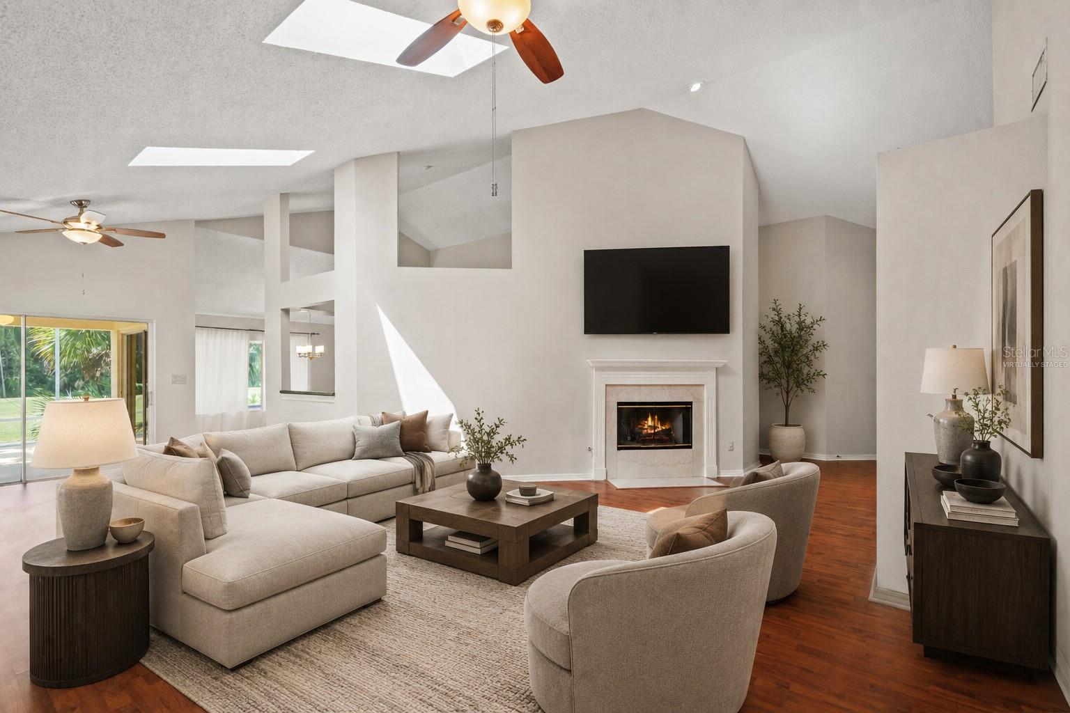 6005 FAIRWAY PALMS CT — photo 7