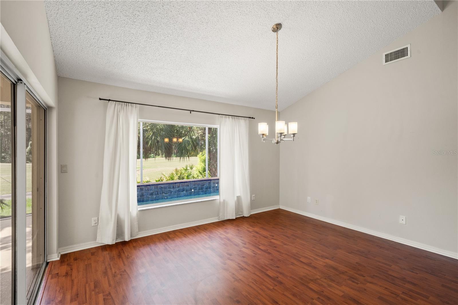 6005 FAIRWAY PALMS CT — photo 20