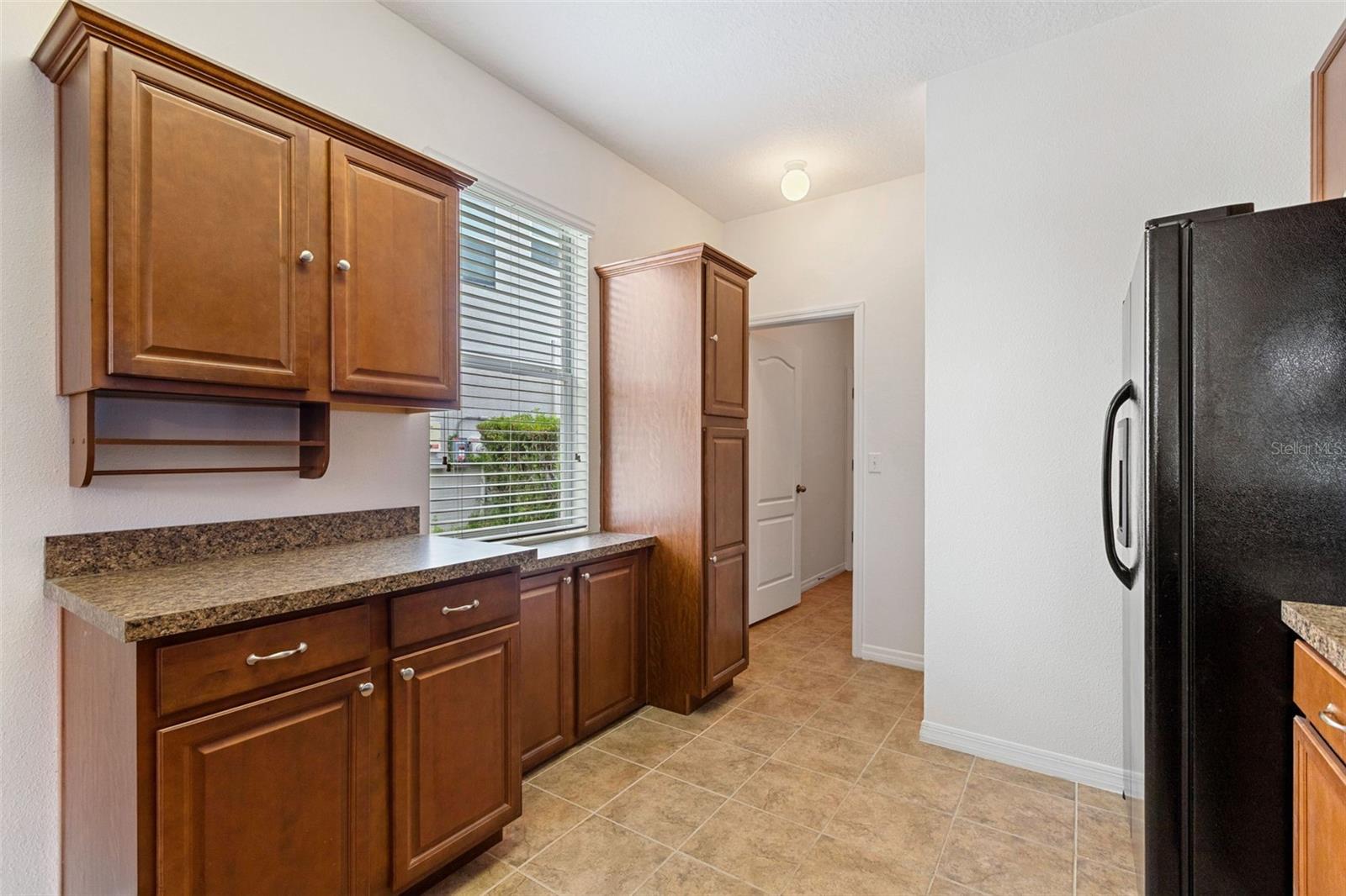 2616 WALDEN WOODS DR — photo 5