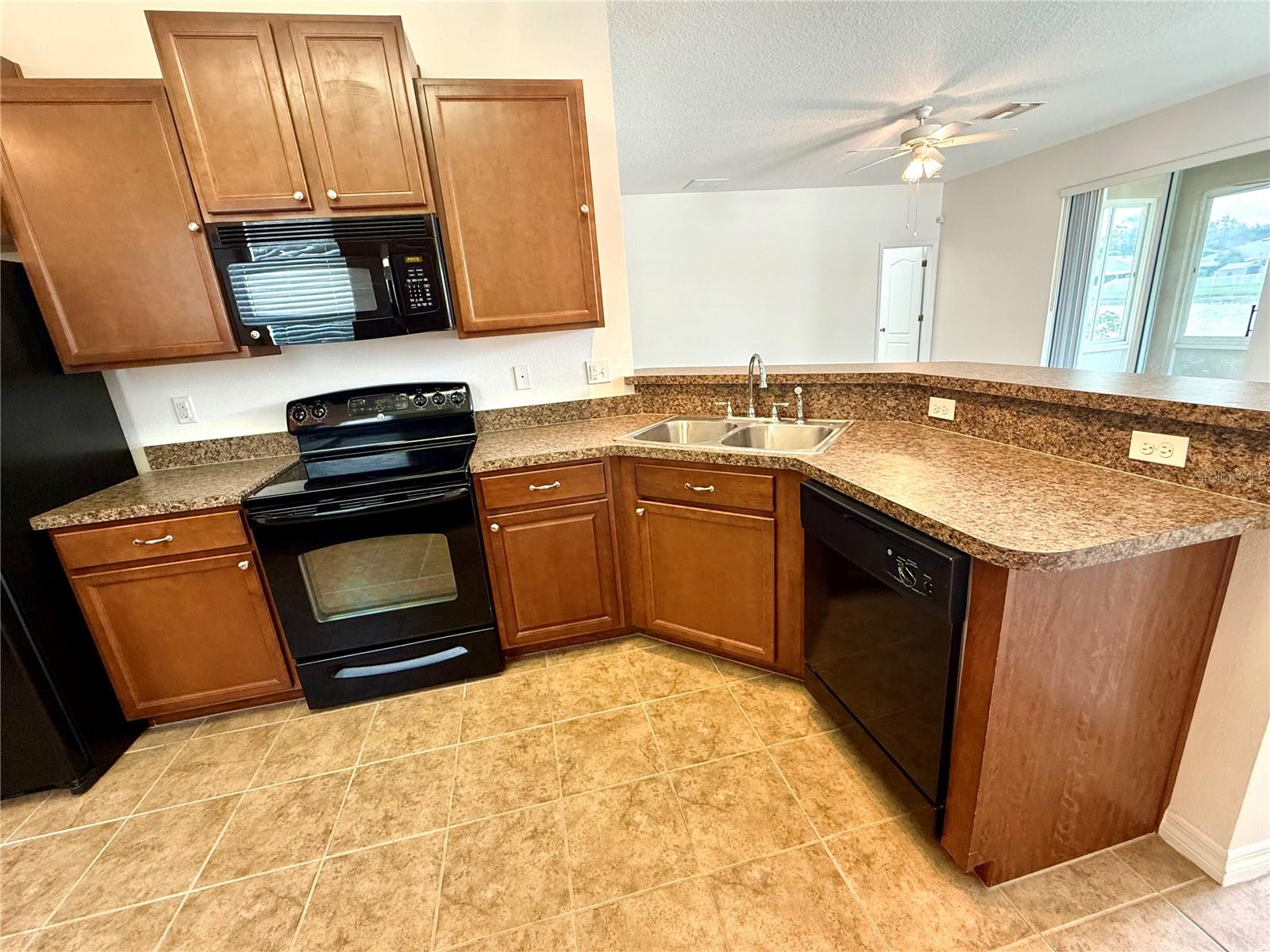 2616 WALDEN WOODS DR — photo 6